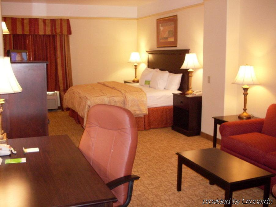La Quinta By Wyndham Brownwood Hotel Exterior foto