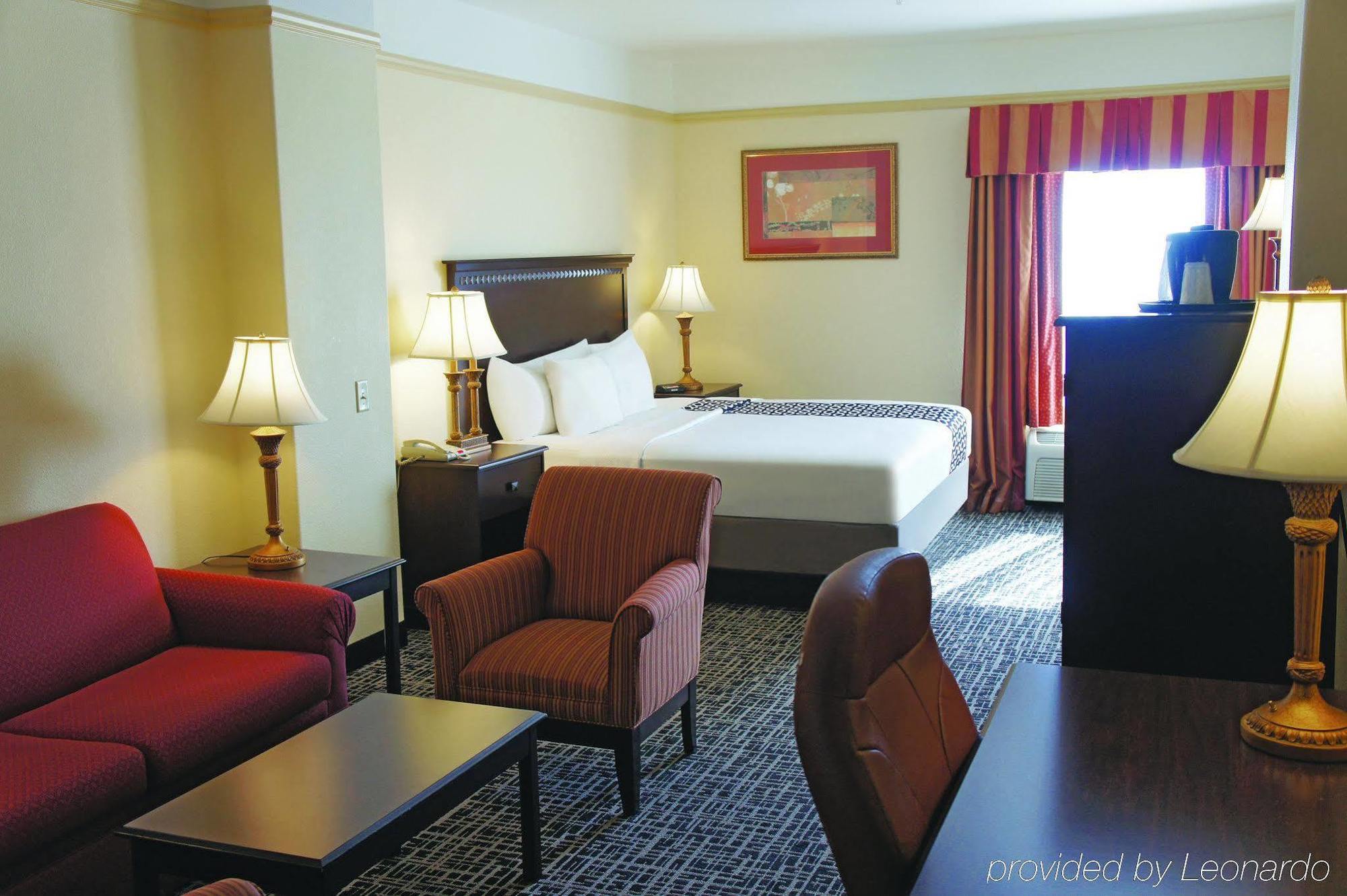 La Quinta By Wyndham Brownwood Hotel Exterior foto